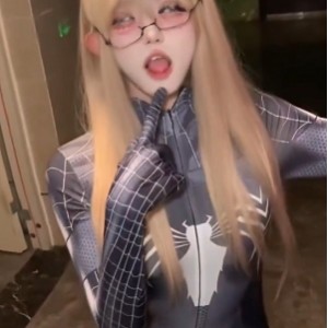 抖音超勾人12w热舞摇68v35p114m火辣带劲