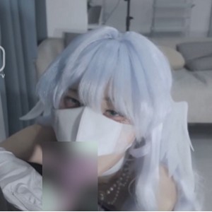 微博酥酥学姐cos视频7部6G火辣出镜