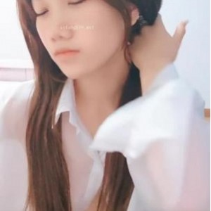 推特放飞自我热舞精选5部3.21G绝版珍藏